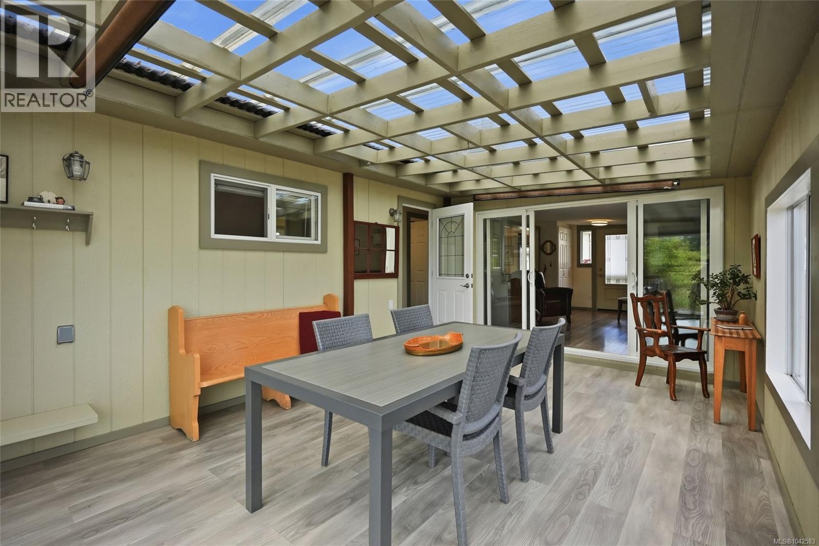 #26 150 Corfield St N - 24