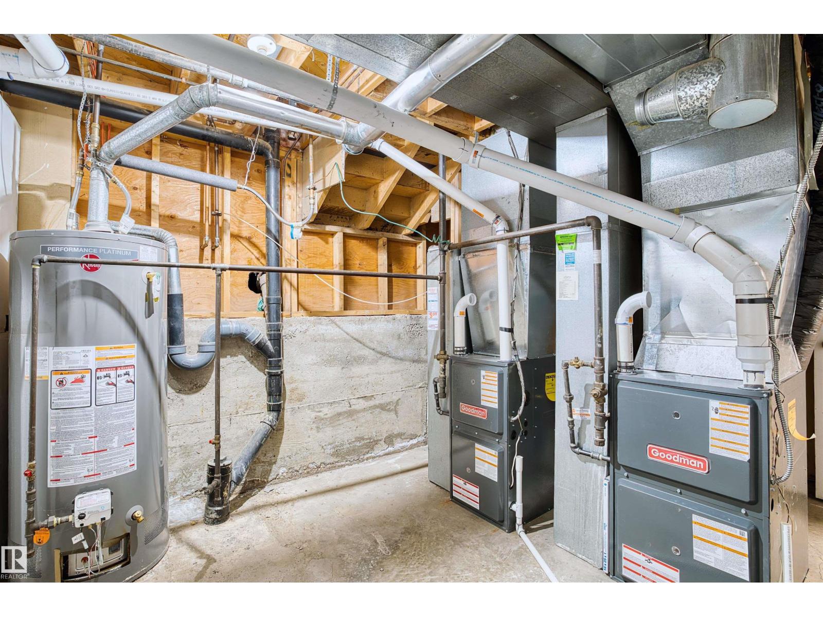 11507 141 AV NW - 34
