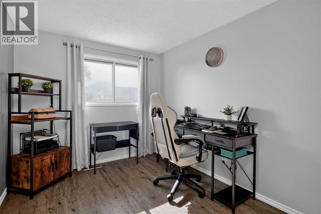 6609 Rundlehorn Drive NE - 18