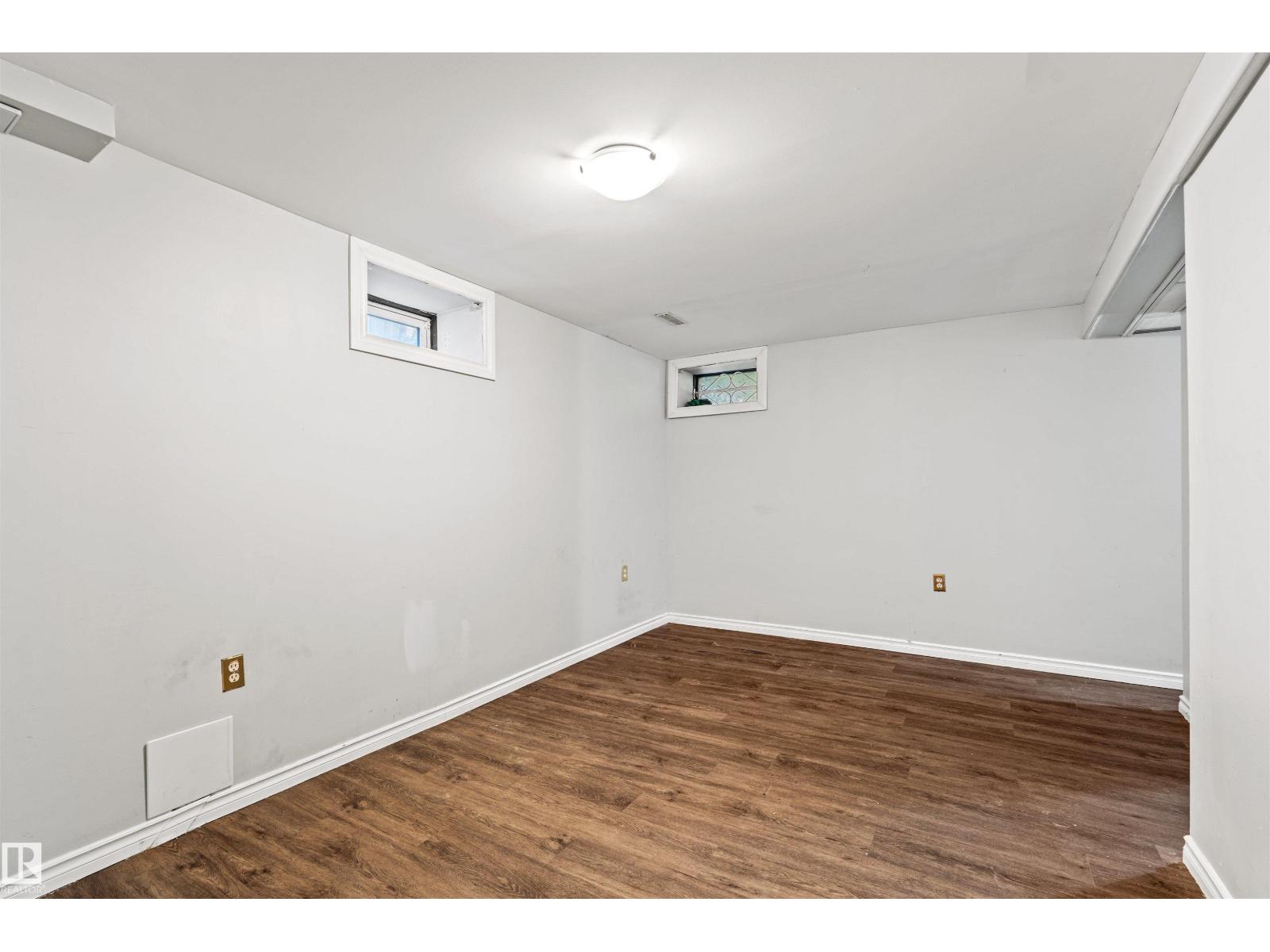 11507 141 AV NW - 33