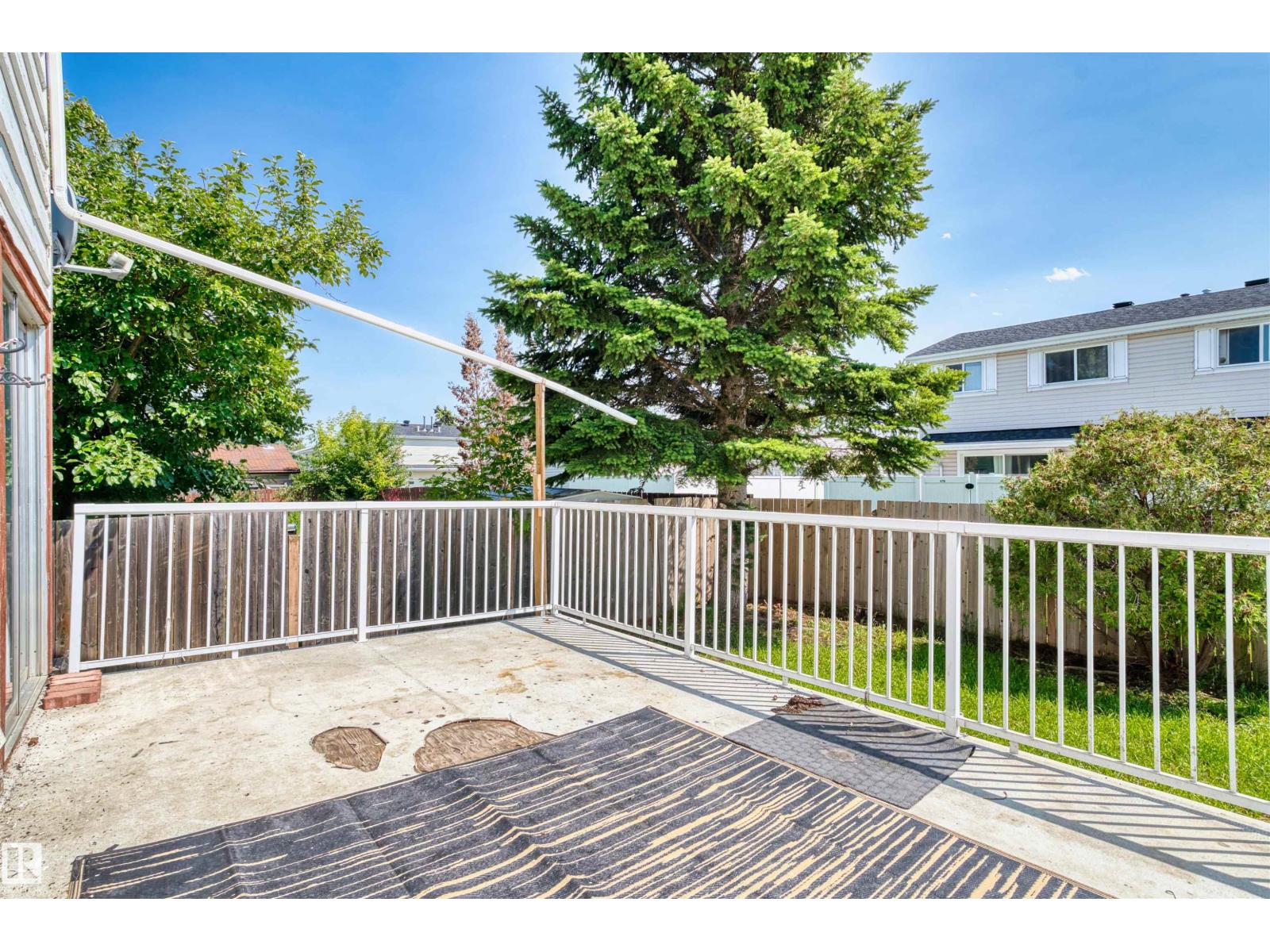 11507 141 AV NW - 35