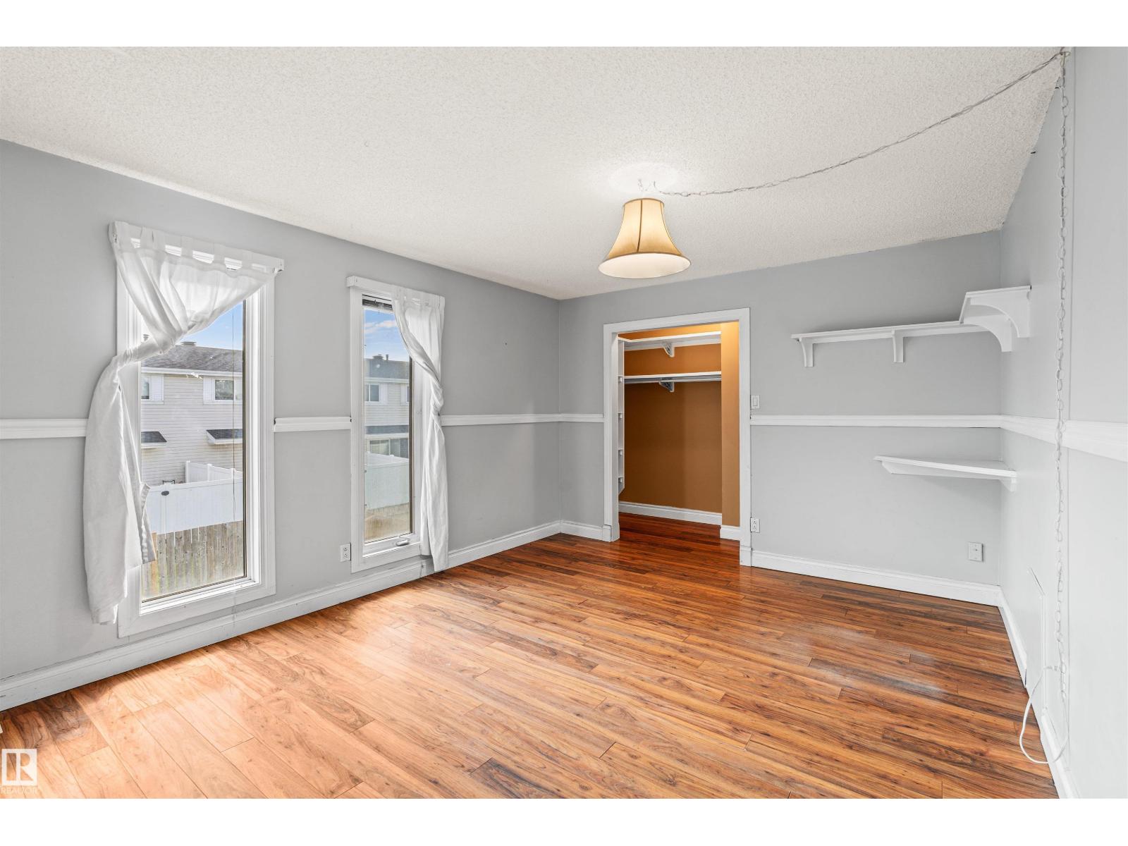 11507 141 AV NW - 18