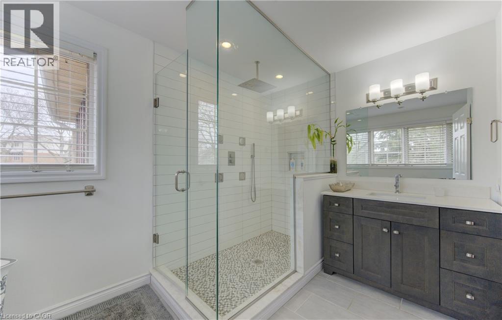 306 ROXTON Drive - 27