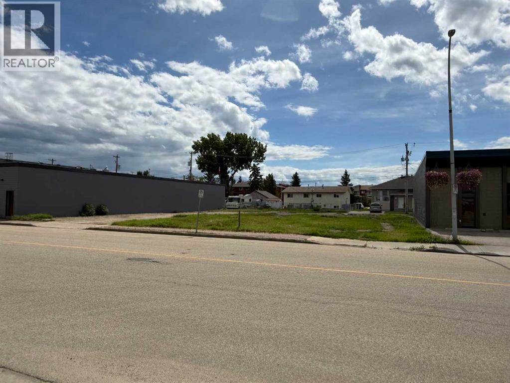 8212325 97 Avenue - Photo 5