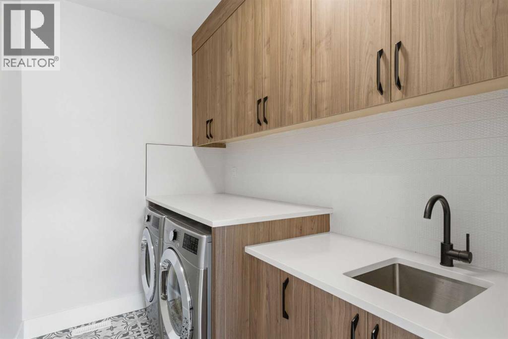 3325 42 Street SW - 27