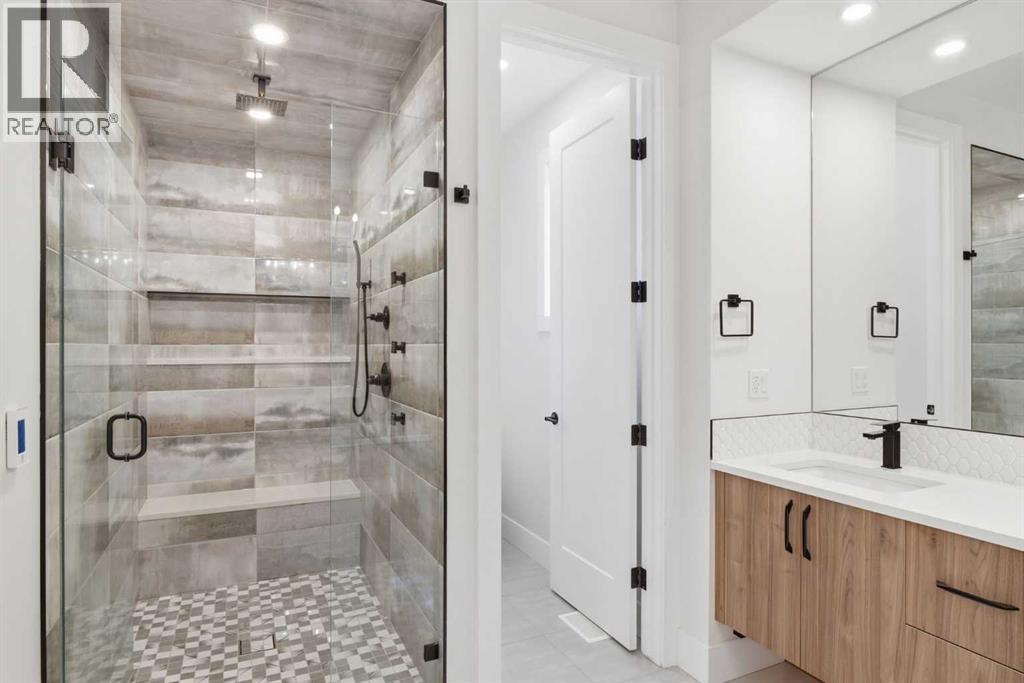 3325 42 Street SW - 26