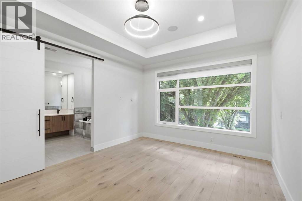 3325 42 Street SW - 22