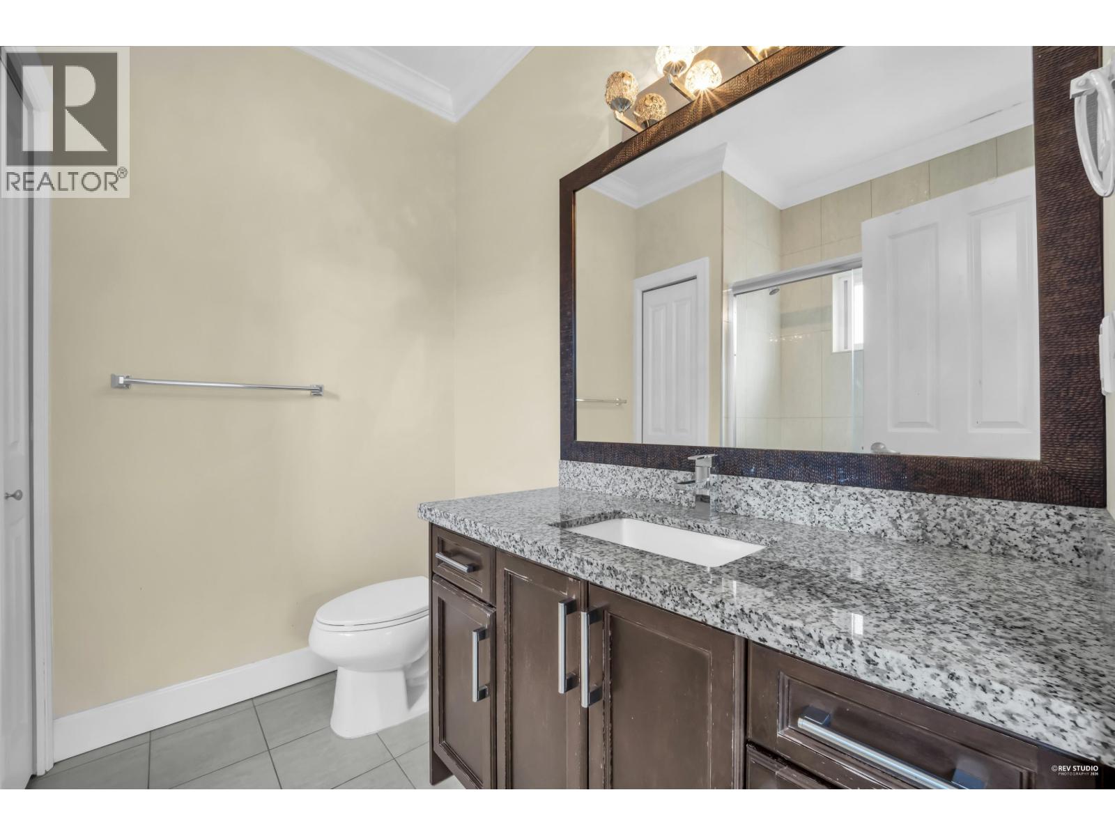 4 Bed, 4 Bath House for Sale in Burnaby – 5871 RUMBLE STREET, Burnaby – MLS# R3146382 - Image 33