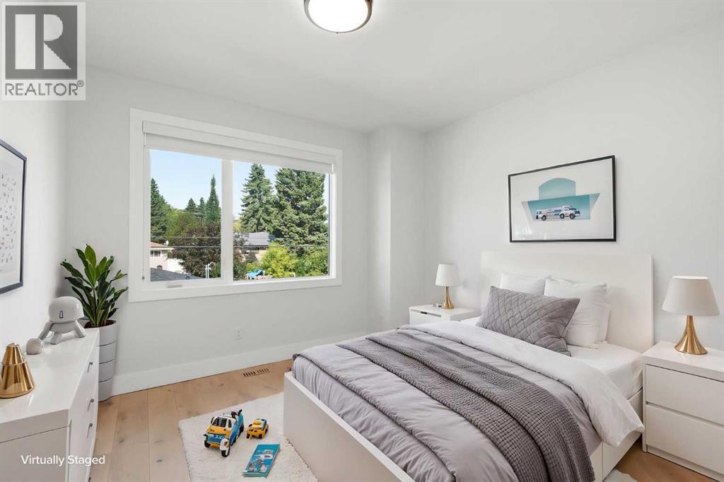 3325 42 Street SW - 32