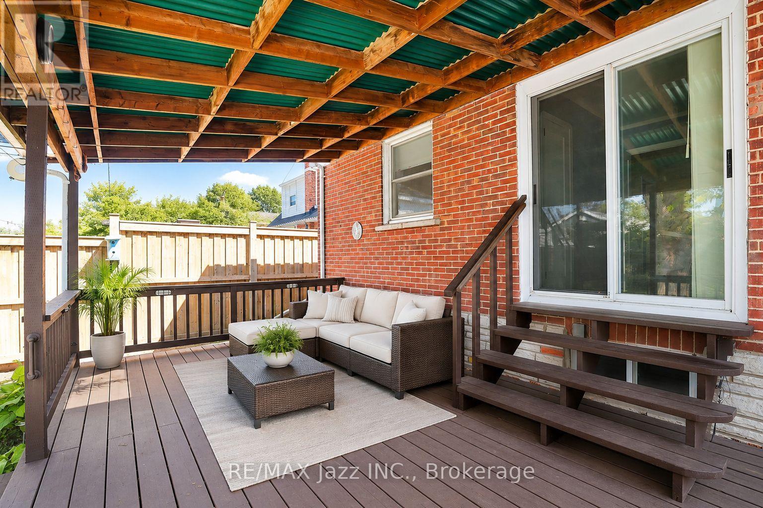 132 HIGHLAND AVENUE - Image 11