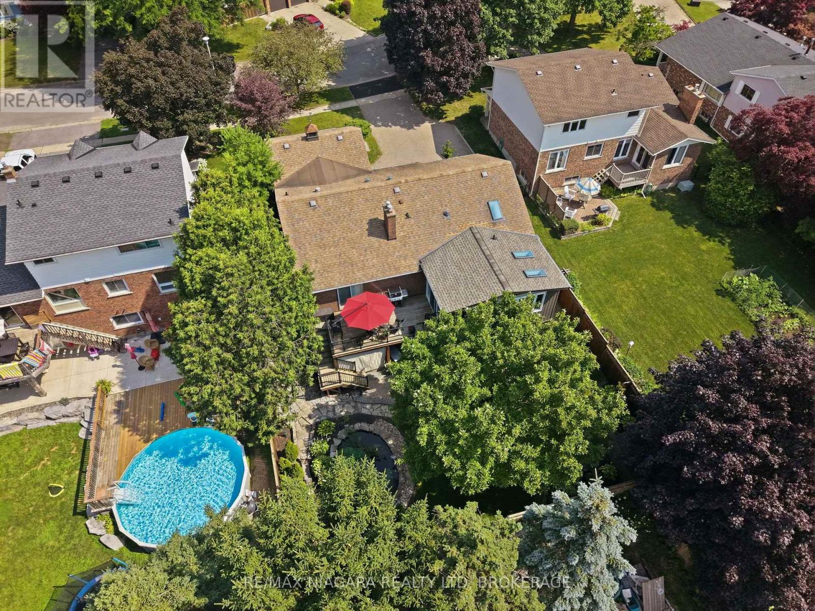 4 VISTA DRIVE - 39