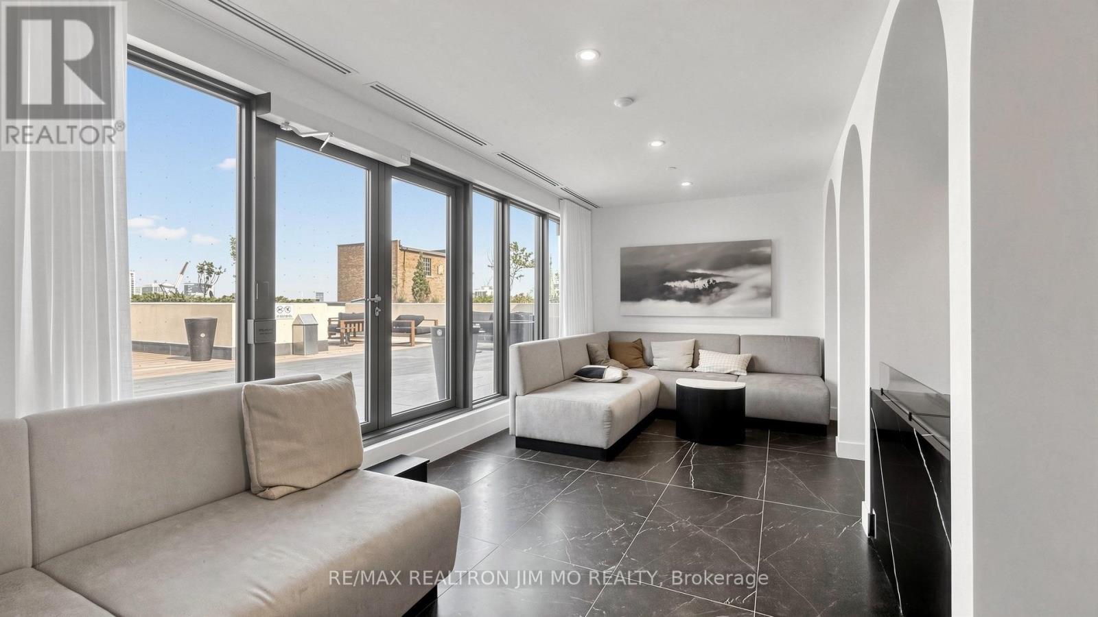 #1812 308 JARVIS STREET - 29