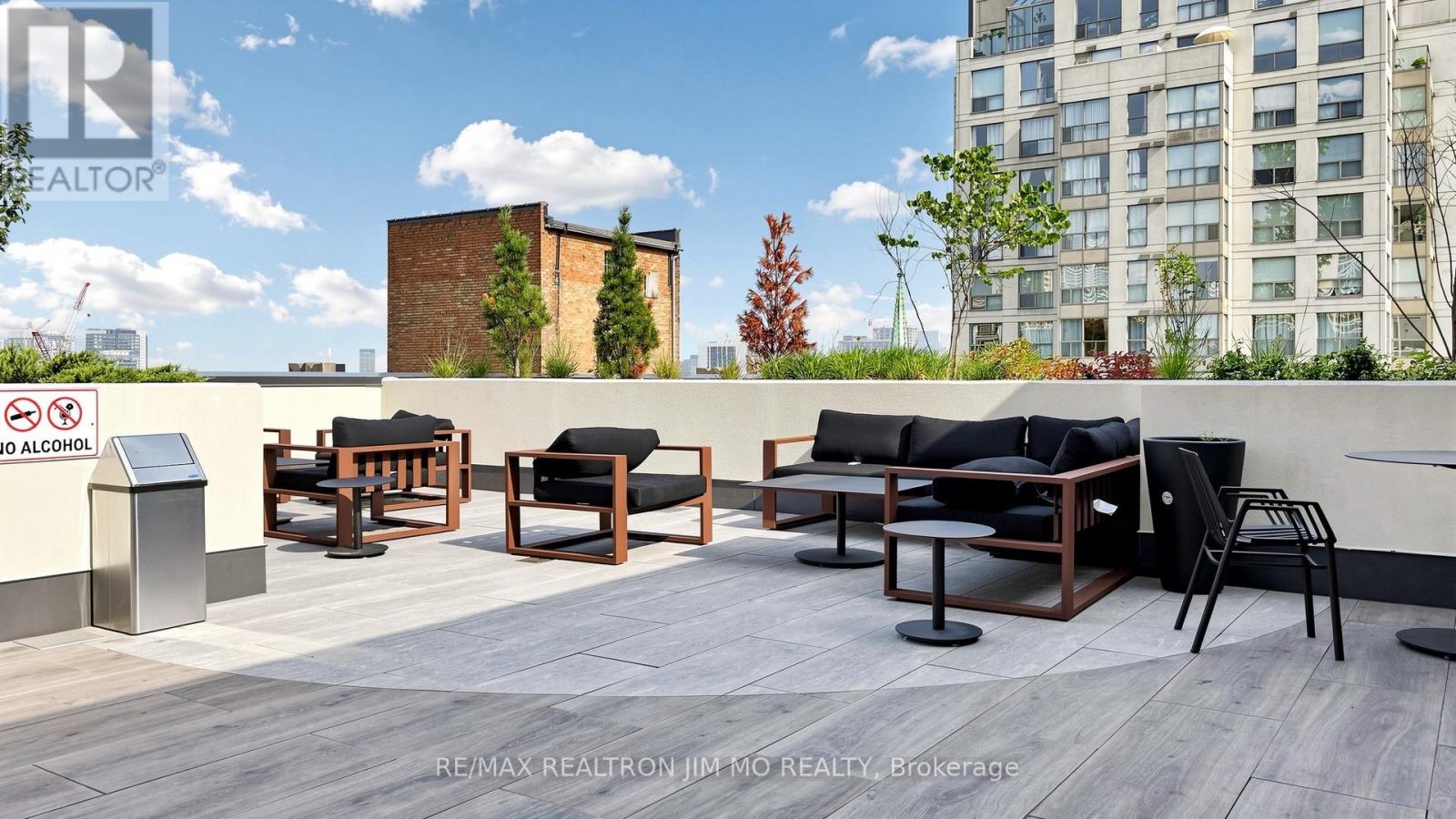 #1812 308 JARVIS STREET - 39