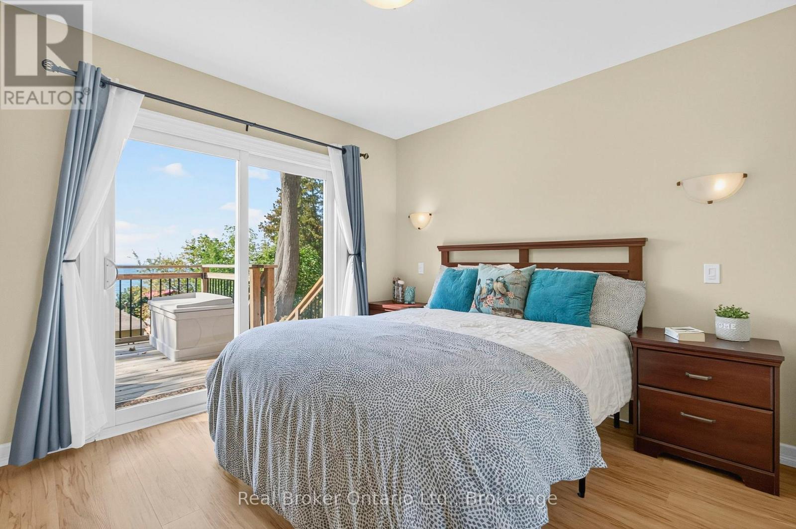 1948 TINY BEACHES ROAD S - Image 21