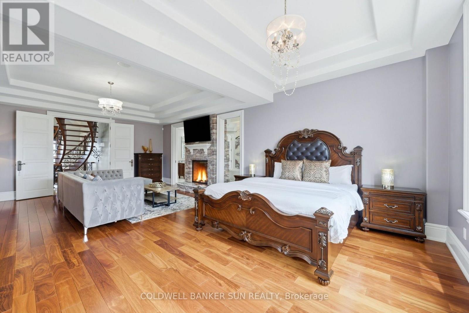 761 FOSTER DRIVE - 22