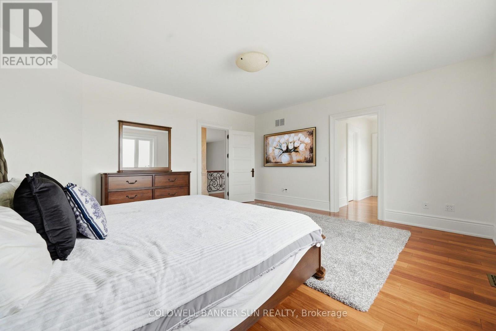 761 FOSTER DRIVE - 37