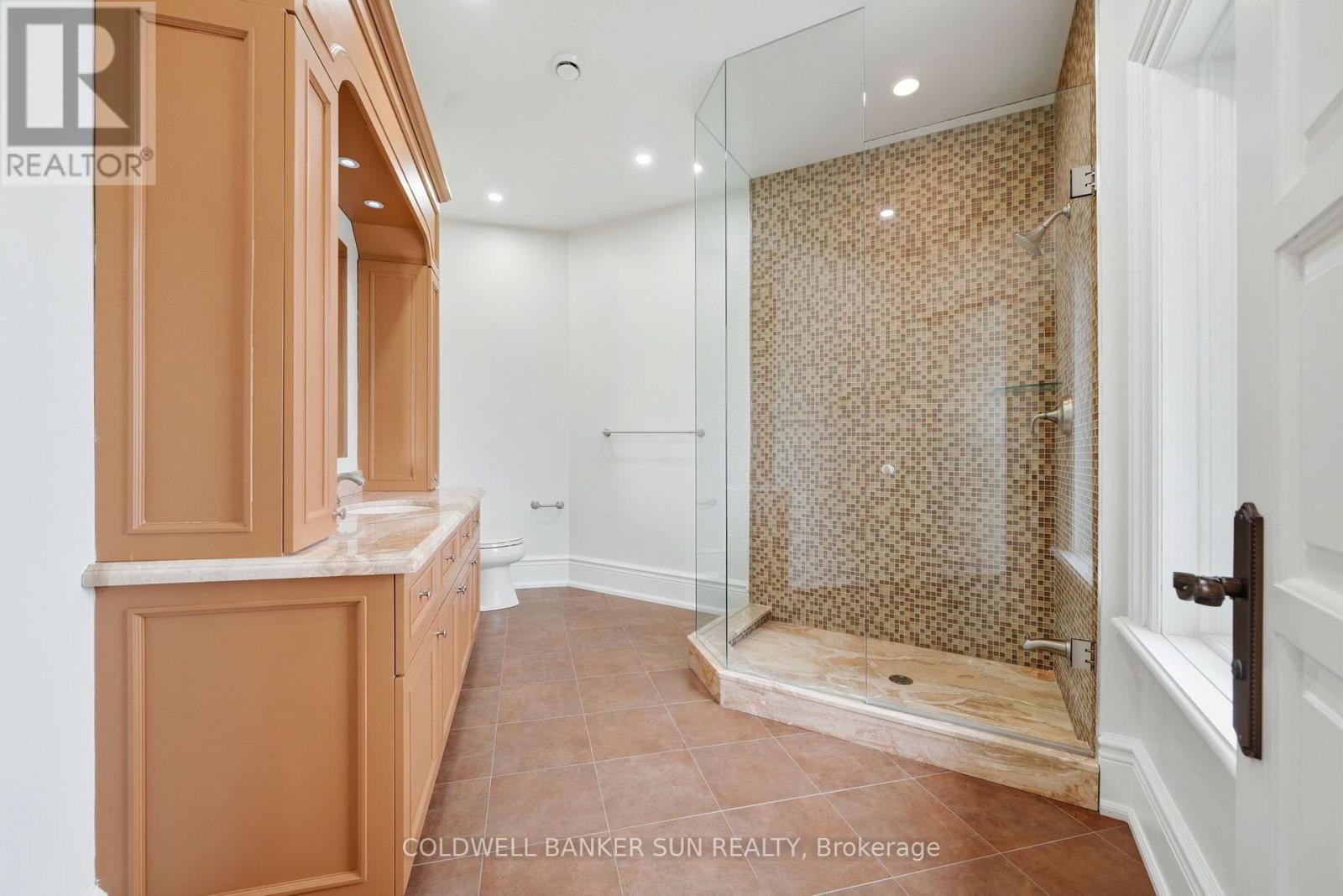 761 FOSTER DRIVE - 38