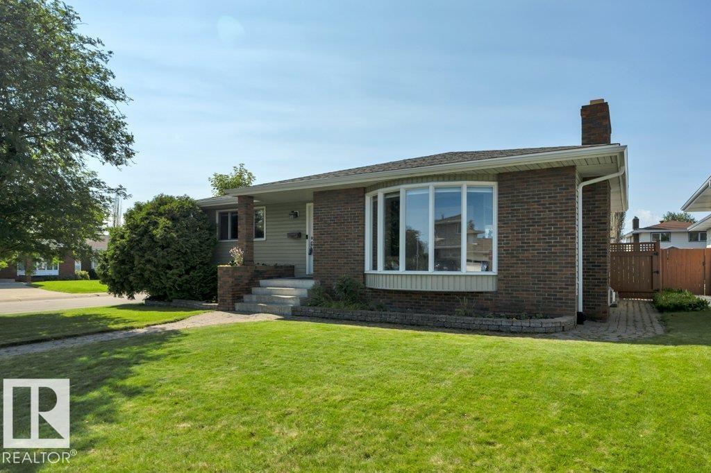 6960 21 AV NW - 2
