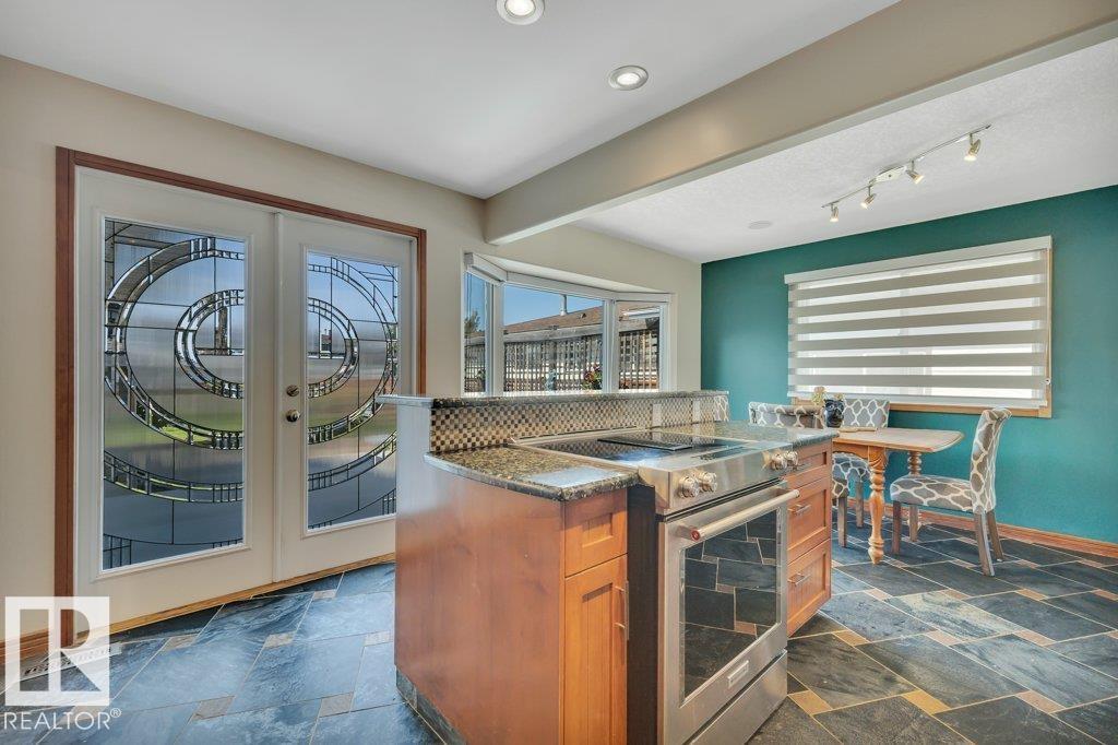 6960 21 AV NW - 20