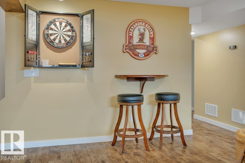 6960 21 AV NW - 43