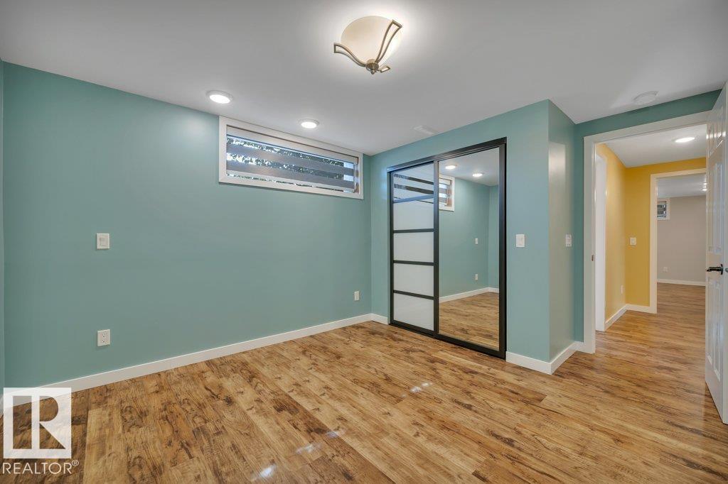 6960 21 AV NW - 48