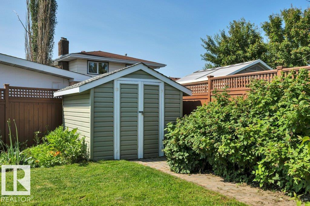 6960 21 AV NW - 65