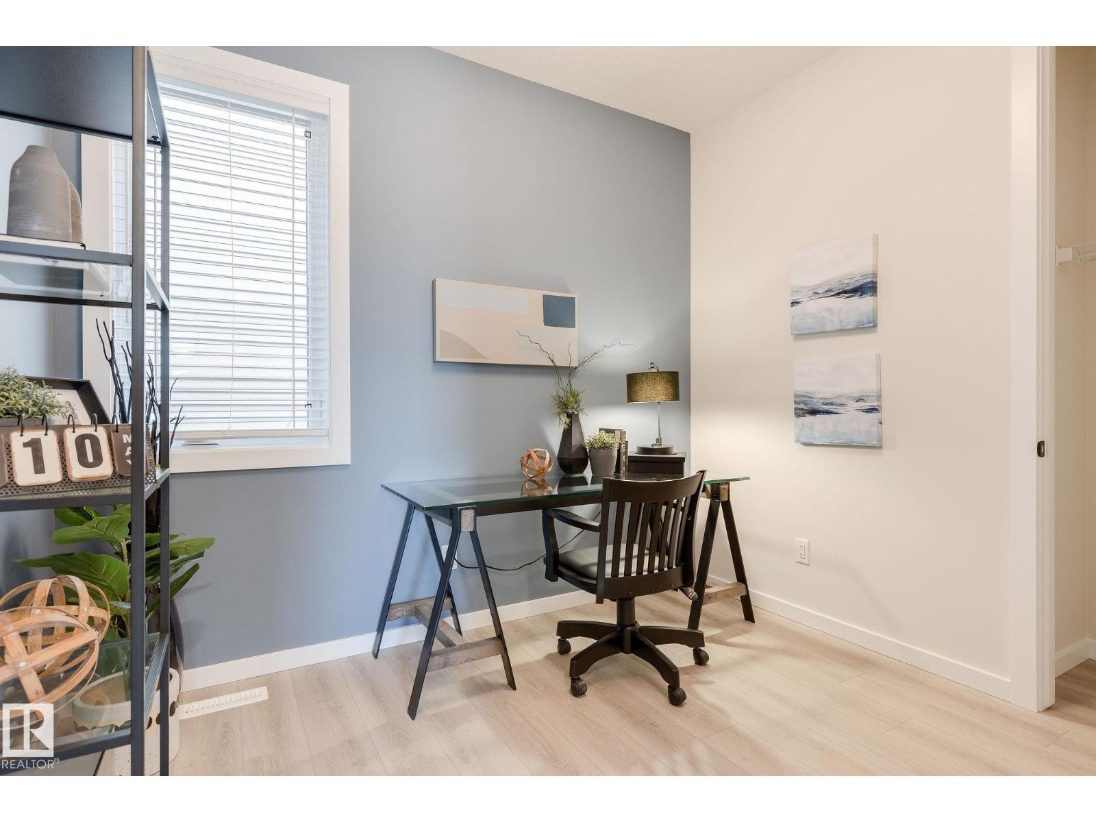 81 Rosa Crescent - 13