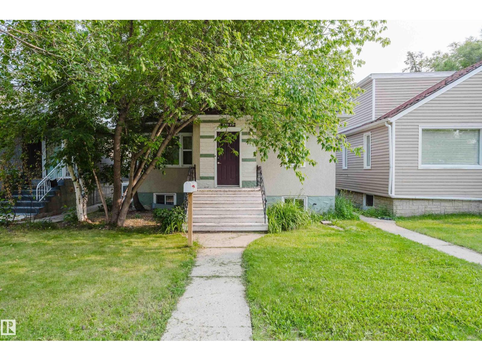 10623 76 AV NW - 49