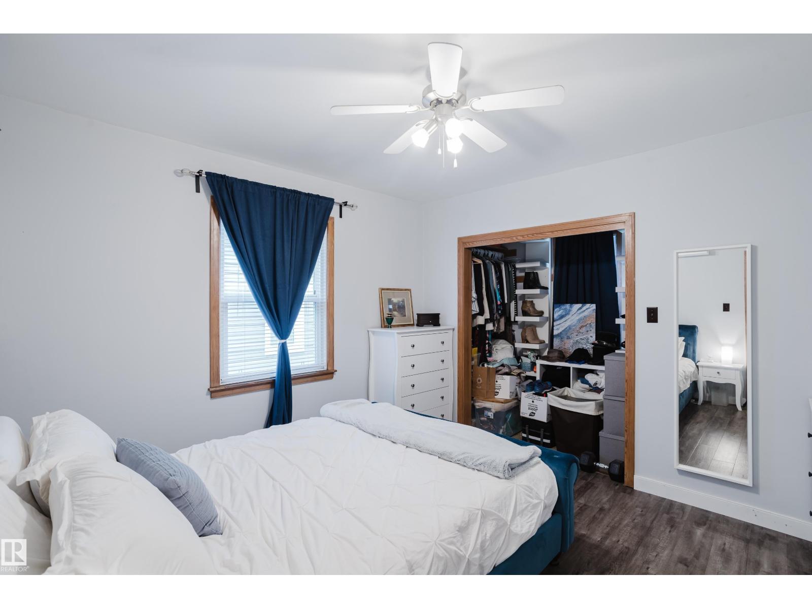 10623 76 AV NW - 19