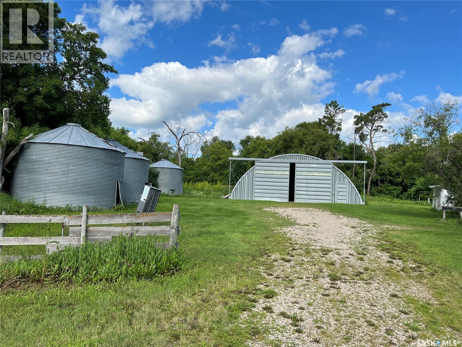 North East Acreage - Image 9