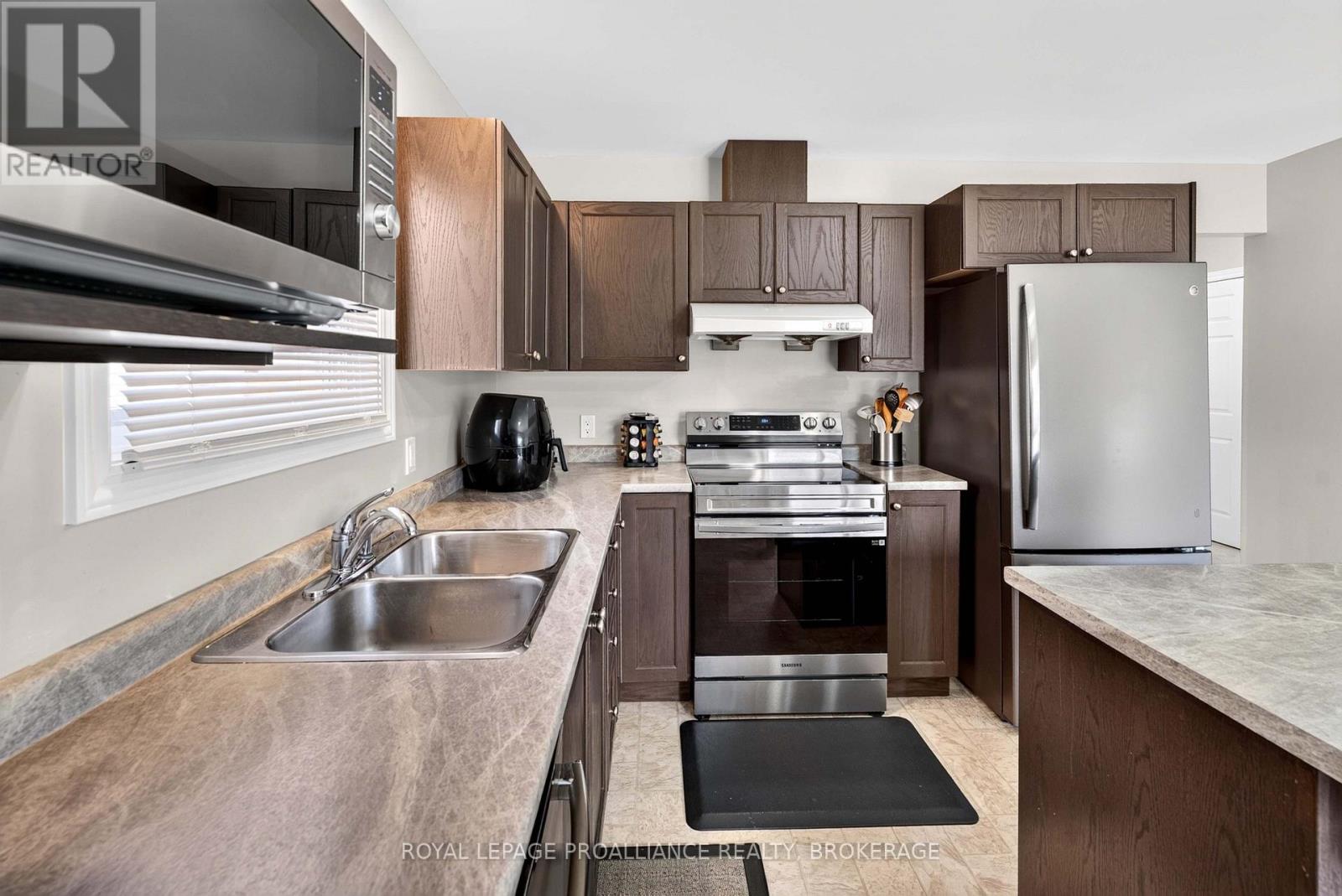 1447 HANOVER DRIVE - 14