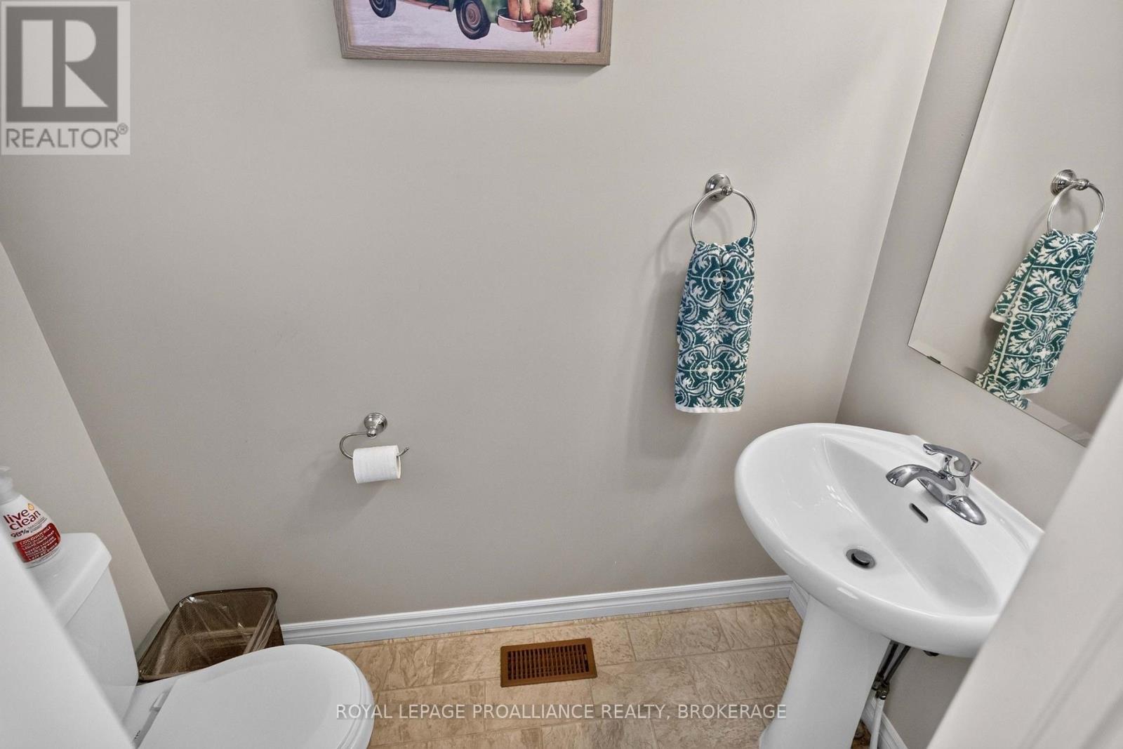 1447 HANOVER DRIVE - 18