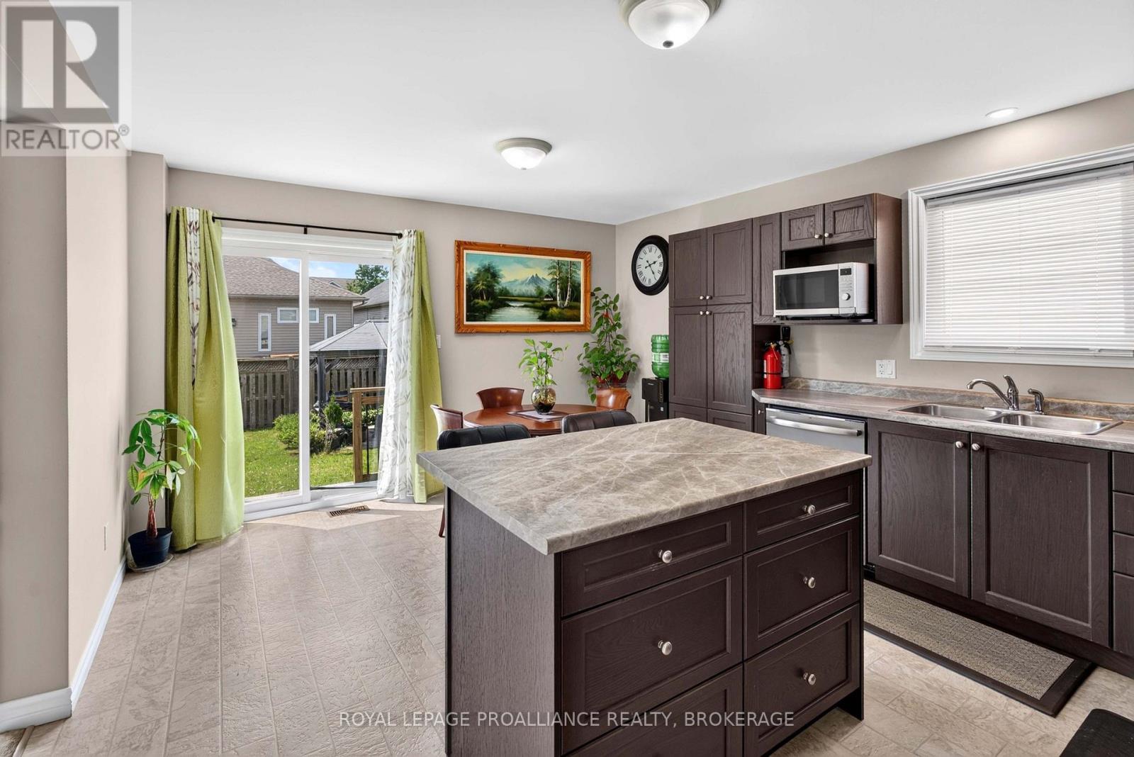 1447 HANOVER DRIVE - 17