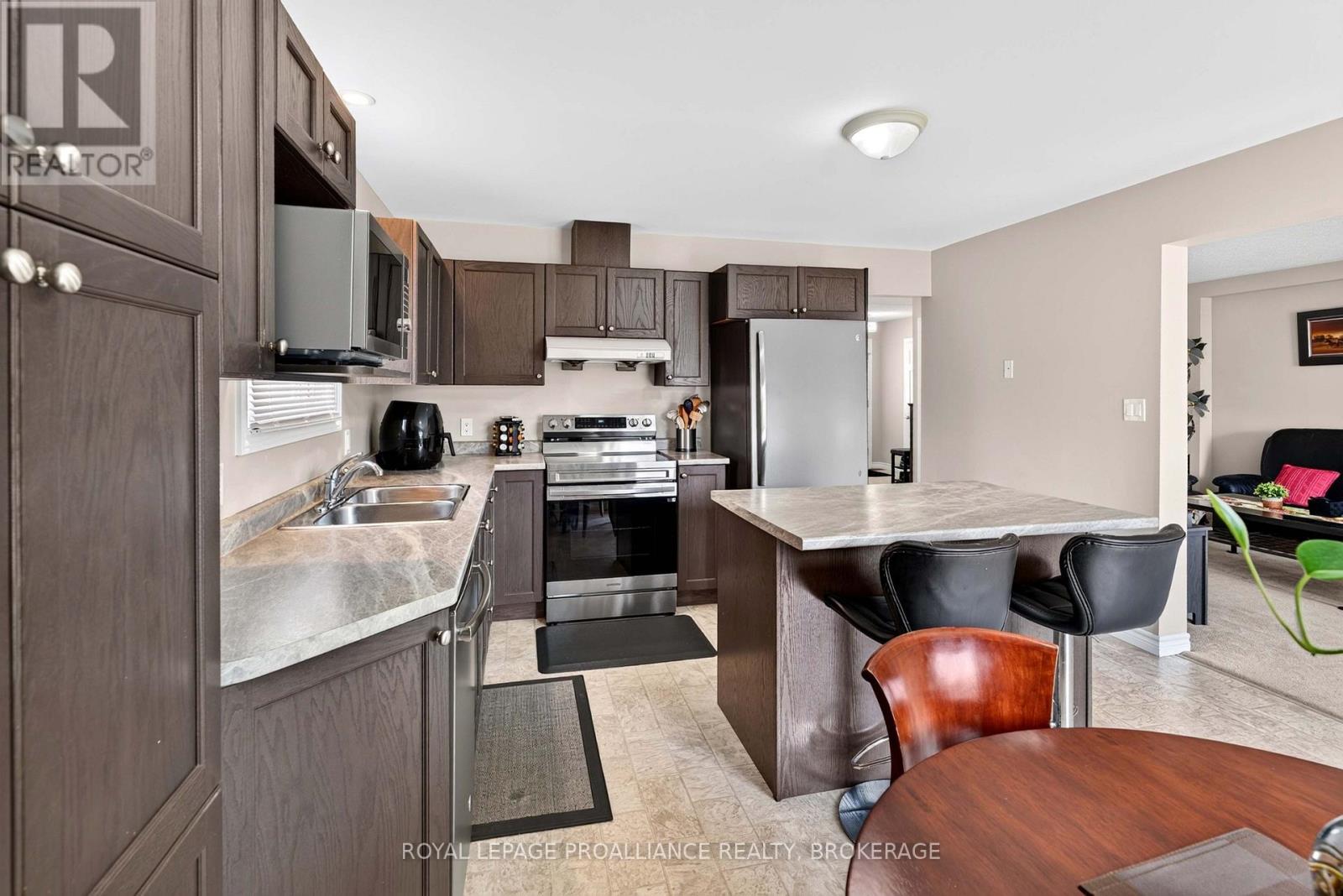 1447 HANOVER DRIVE - 13