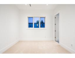 13528 14 Avenue, Surrey, BC V4A5H5 Photo 23