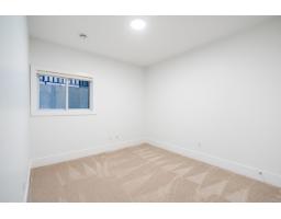 13528 14 Avenue, Surrey, BC V4A5H5 Photo 35