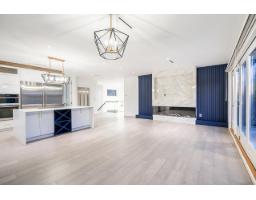 13528 14 Avenue, Surrey, BC V4A5H5 Photo 9