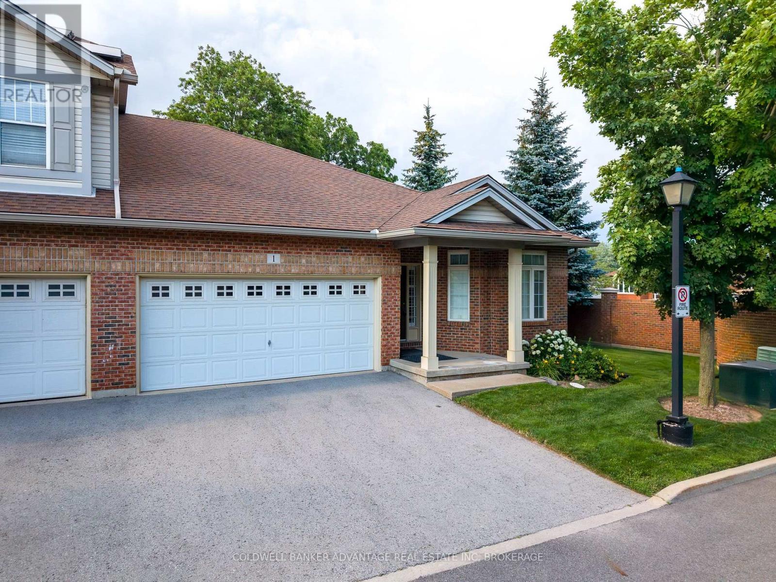 #1 5595 DRUMMOND ROAD - 1