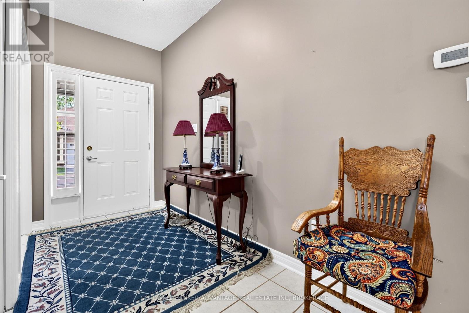 #1 5595 DRUMMOND ROAD - 2