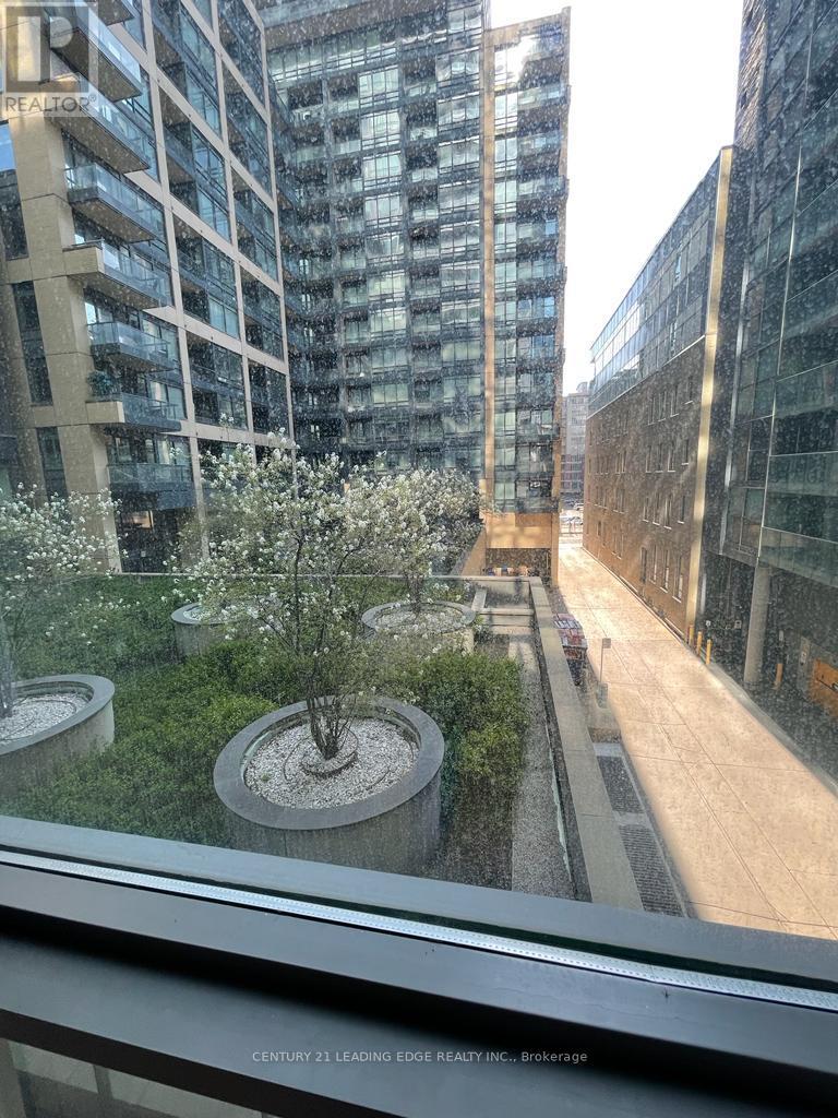 #302 8 CHARLOTTE STREET - Image 11