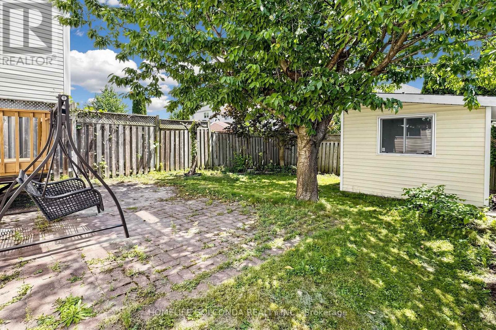 933 GLENBOURNE COURT - 17