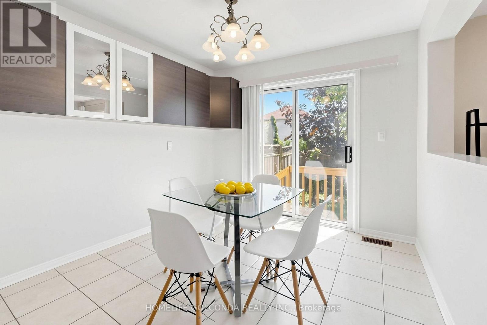 933 GLENBOURNE COURT - 9