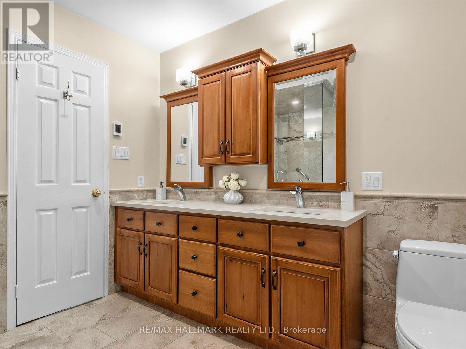 185 AURORA HEIGHTS DRIVE - Image 23