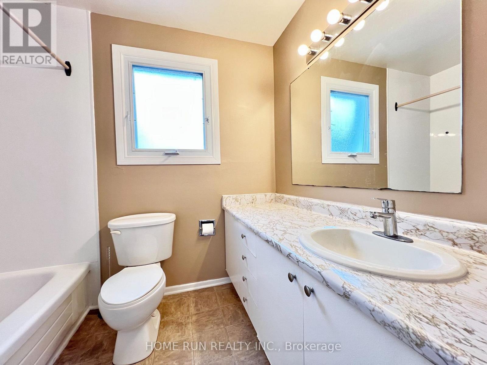 #42 3240 SOUTHGATE ROAD - 17