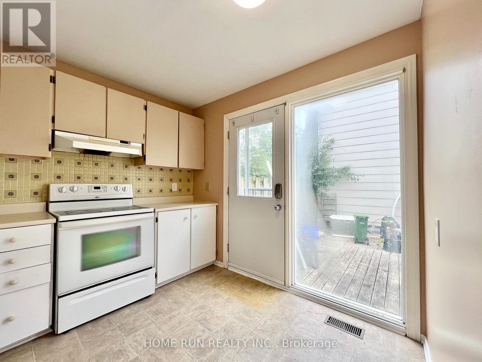 #42 3240 SOUTHGATE ROAD - 10