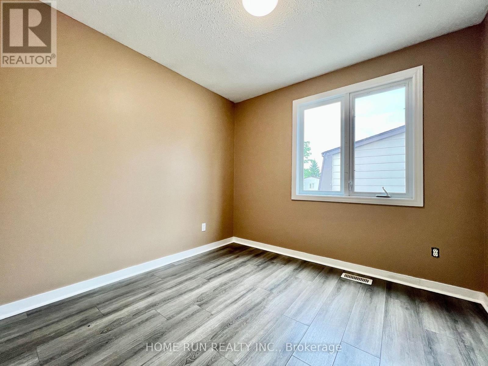 #42 3240 SOUTHGATE ROAD - 16