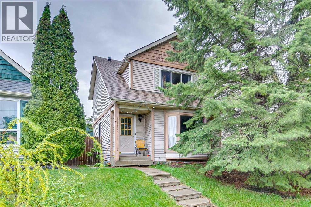 864 Queensland Drive SE - 24
