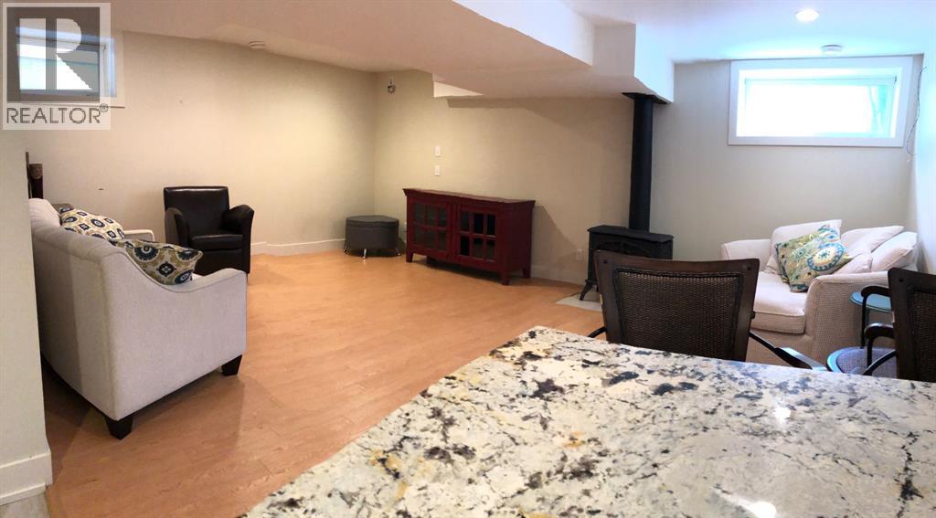 609 23 Avenue SW - 40