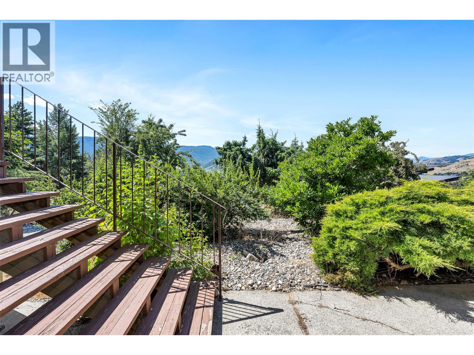 460 Crestview Drive - 13
