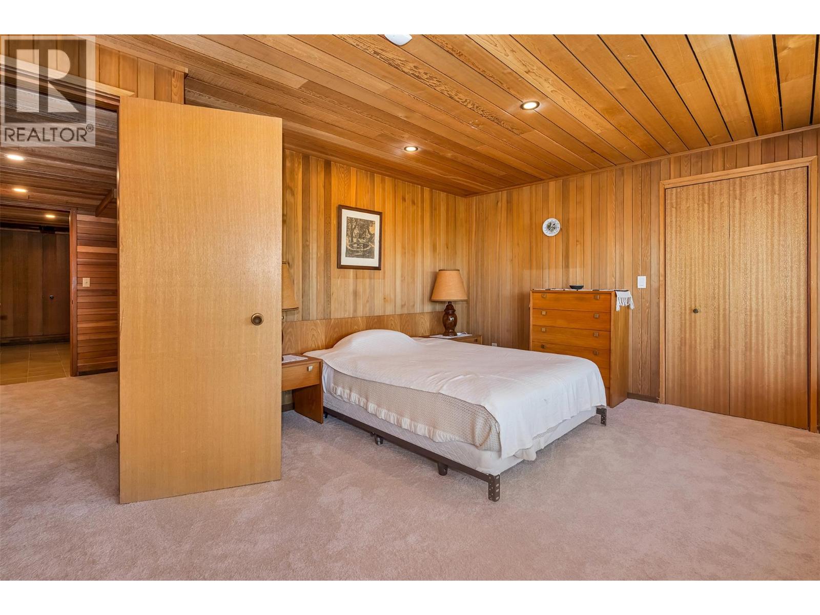 460 Crestview Drive - 48